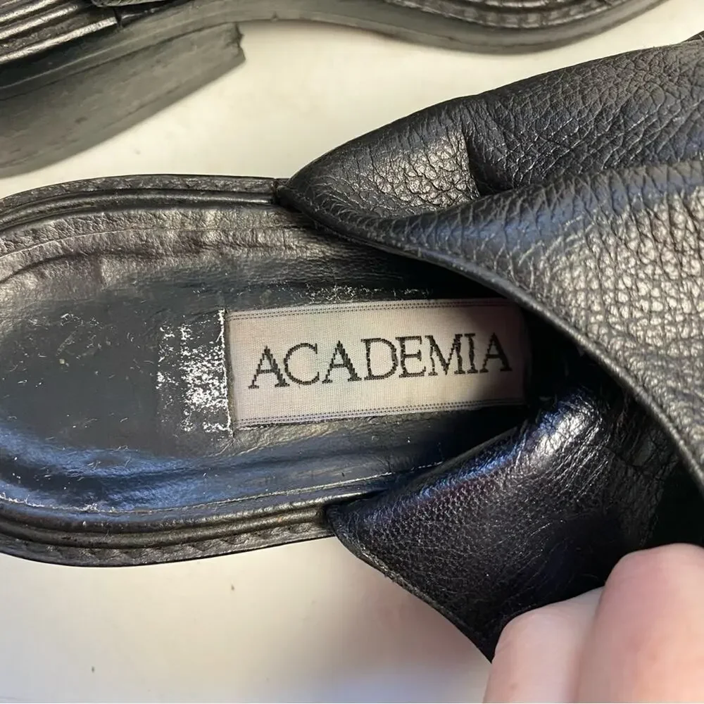 Academia Black Lace Up Pebbled Leather Boots Shoes Size 7.5